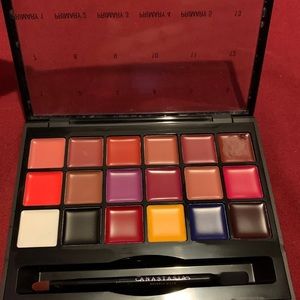 Anastasia Beverly Hills lip palette